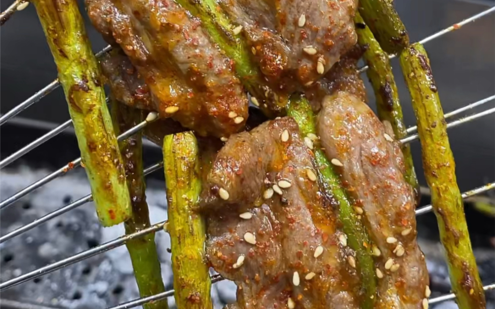 蒜苔羊排串