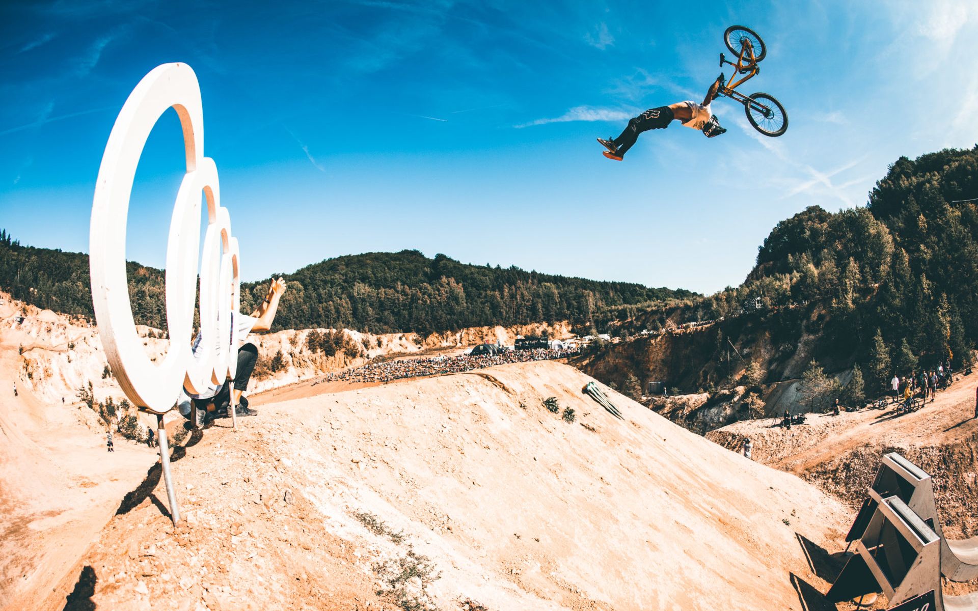 山地车的极限运动 2020 audi nines 最佳技巧