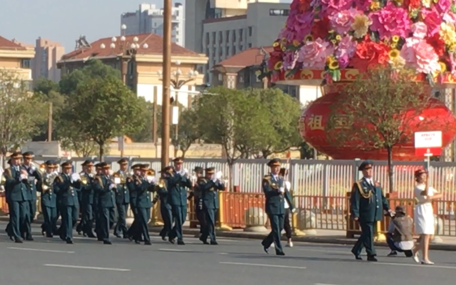 [图]【沙俄军乐-胜利的喜悦】俄罗斯皇家（国民）近卫军军乐团行进演奏-2019南昌军乐节