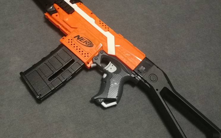 安全合规又能过干瘾的玩具发射器nerf死拽外形夫改装mp5a造型套件
