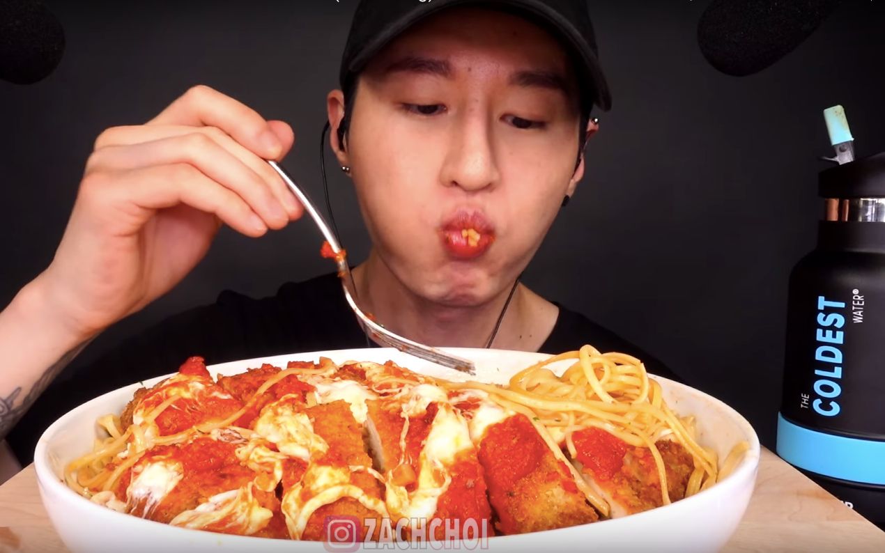 【zach choi】自制那么大鸡排配意面,感谢天感谢地感谢饥饿让我们相遇