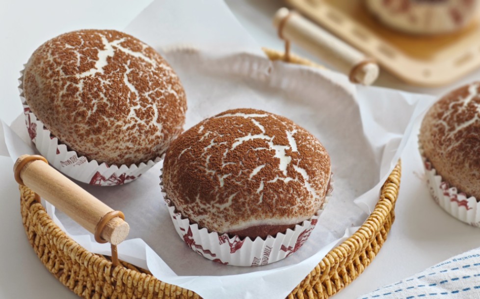 蘑菇云流心巧克力面包 柔软细腻巧克力味浓郁