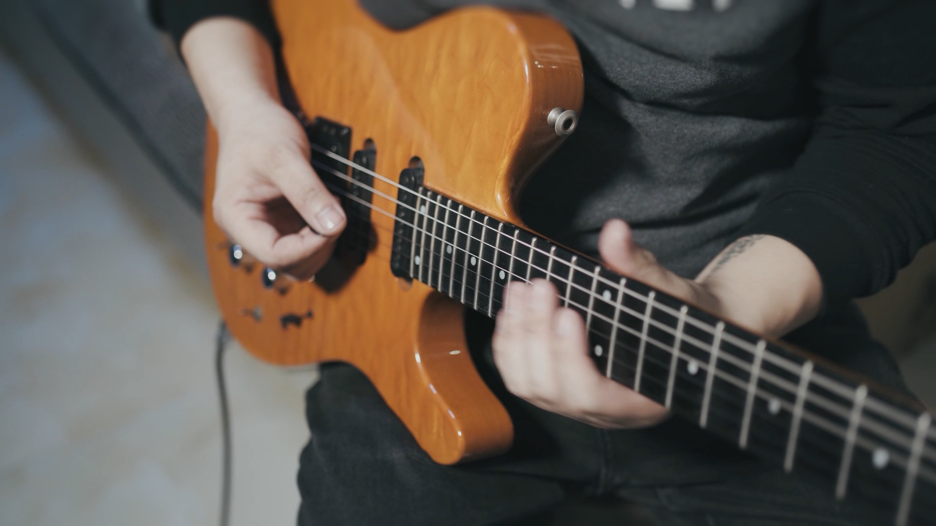 水木年华#启程 吉他solo92#水木_哔哩哔哩 (゜-゜)つロ 干杯~-bili