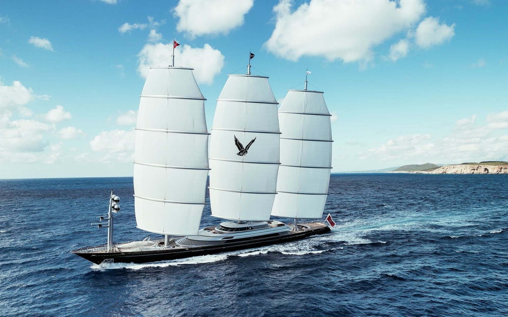 “马耳他之鹰”7500万美元的意大利Perini Navi 88.00m (288' 8＂)MALTESE FALCON号超级游艇哔哩哔哩bilibili