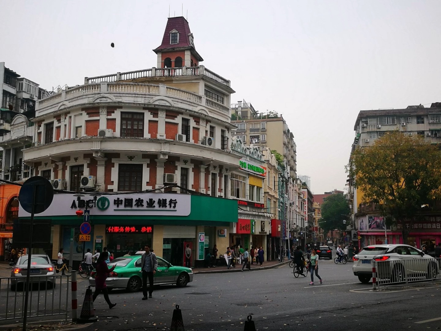 【老街探秘】上海弄堂风情 | 城市记忆之旅