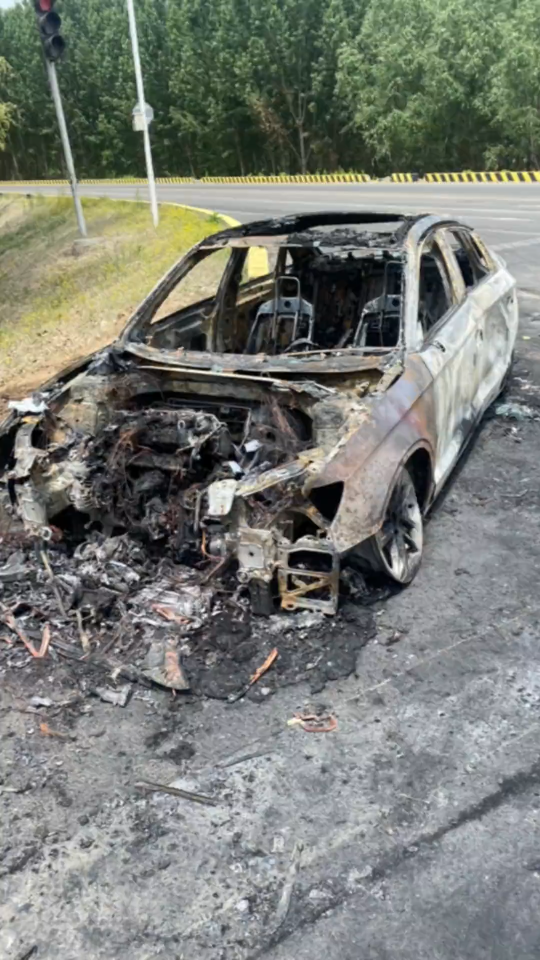 新奥迪a3买回来没两天就自燃