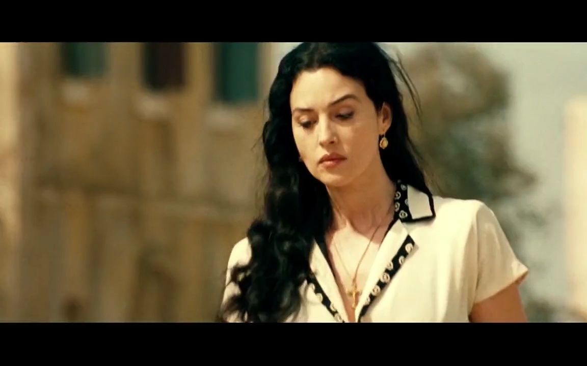 《西西里的美丽传说》——那些爱看岛国片的,不如看看莫妮卡贝鲁奇