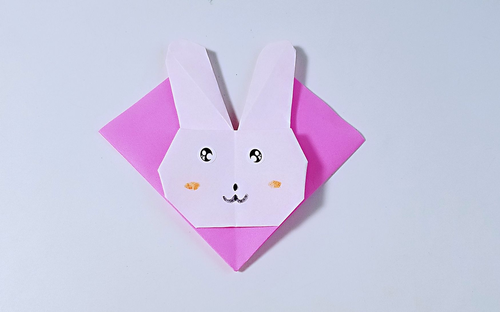 教你折纸小兔子书签,简单实用,儿童很喜欢