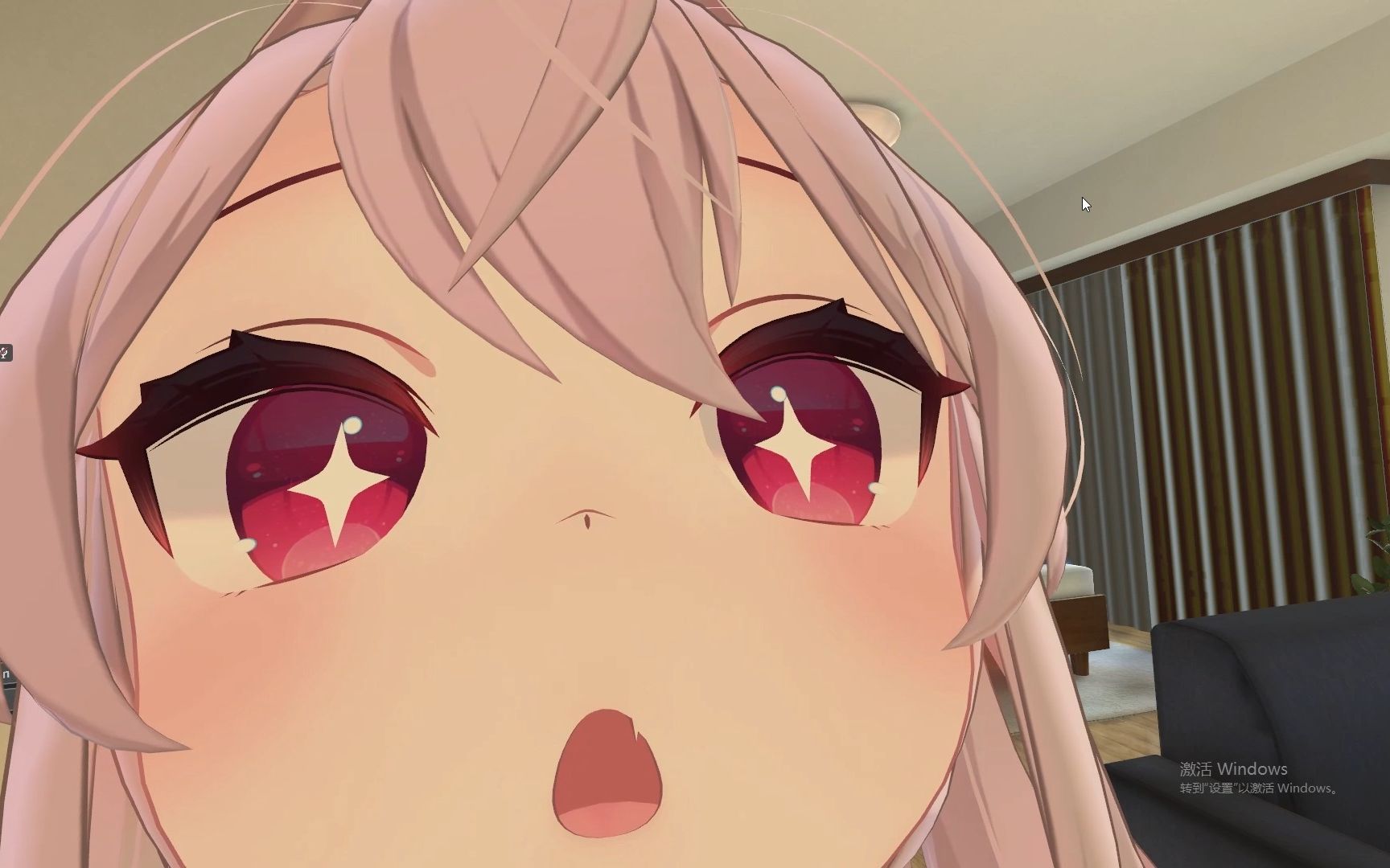 换上新衣服的卡琳酱敏锐地发现了摄像头