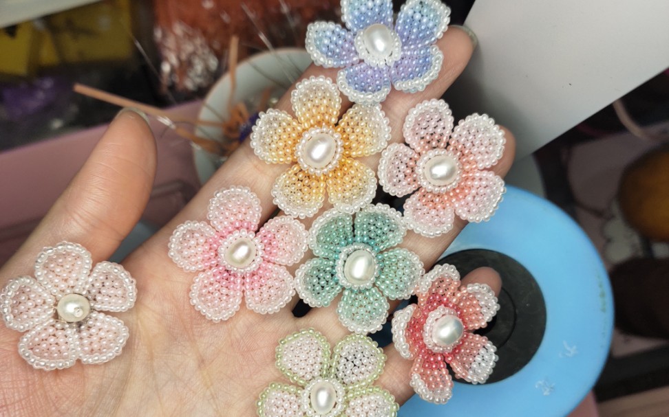 辑珠花教程视频,看不懂给我留言问我哦,-流年簪娘-辑珠教程-哔哩哔哩