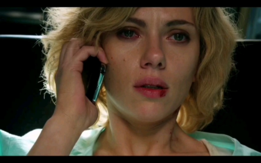 《超体》斯嘉丽约翰逊手术室片段——我能感受到世间万物