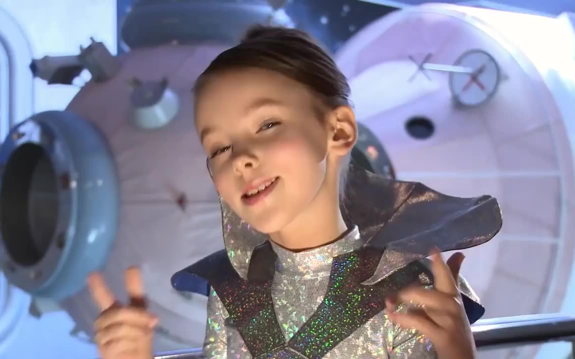 【双字幕】乌克兰儿童好声音冠军女神daneliya tuleshova - space