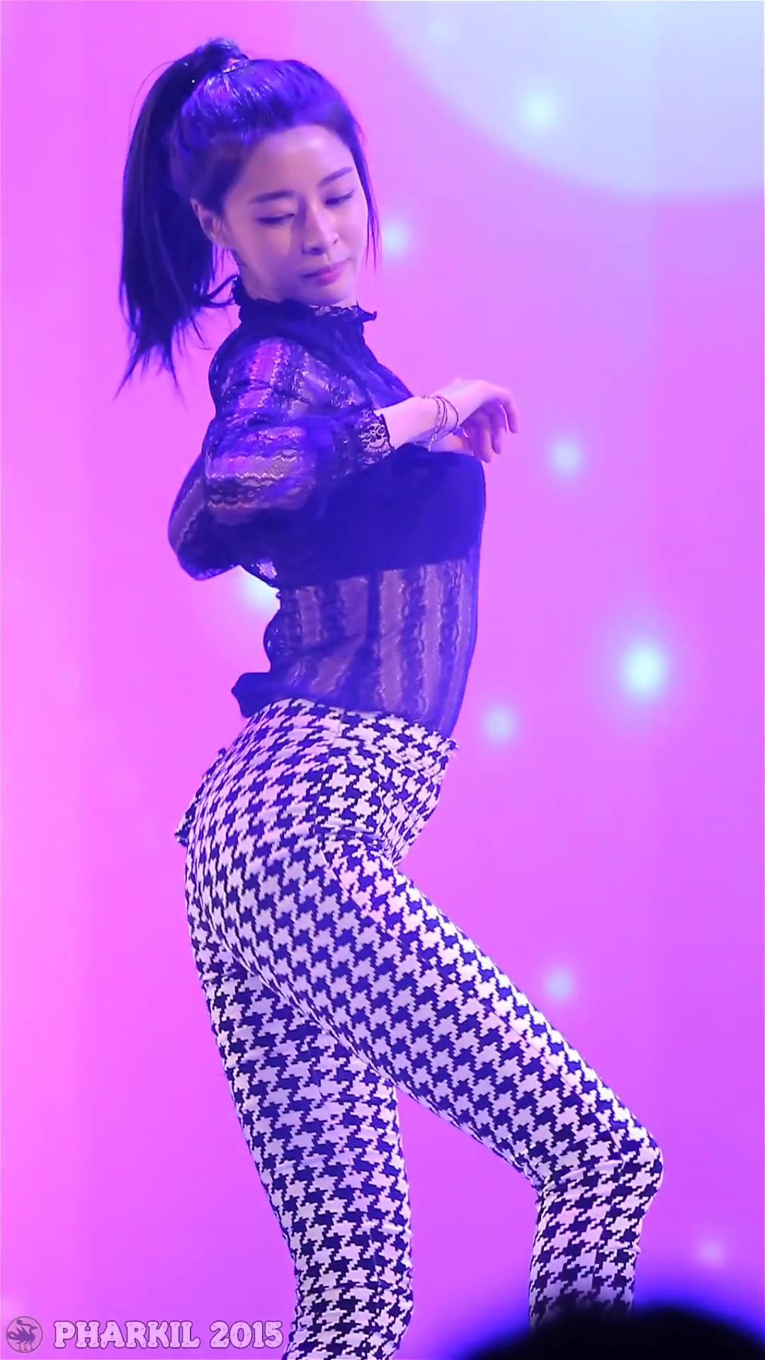 【超清直拍】【hellovenus】【权娜拉kwon nara】wiggle wiggle