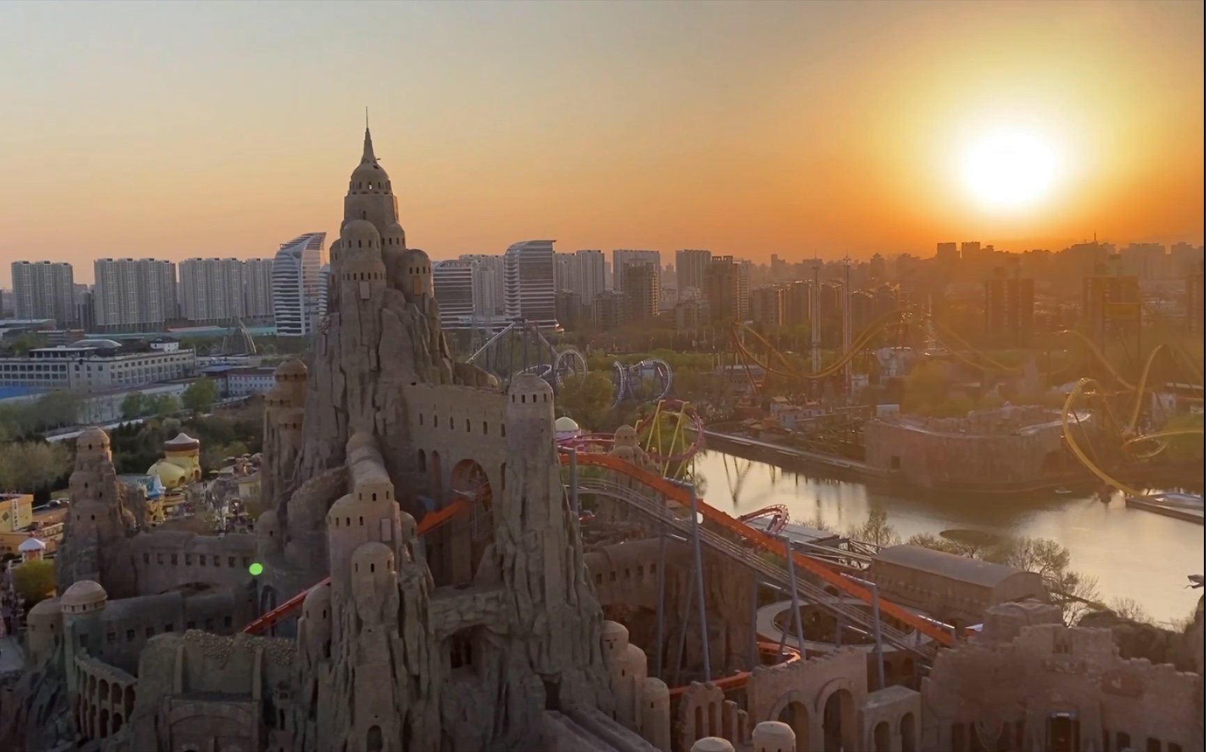 超高质量北京欢乐谷全景.不看会后悔哟