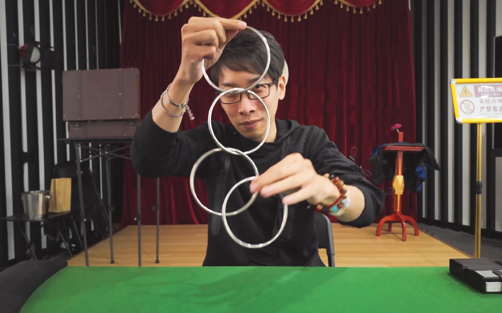 经典超酷中国传统魔术四连环