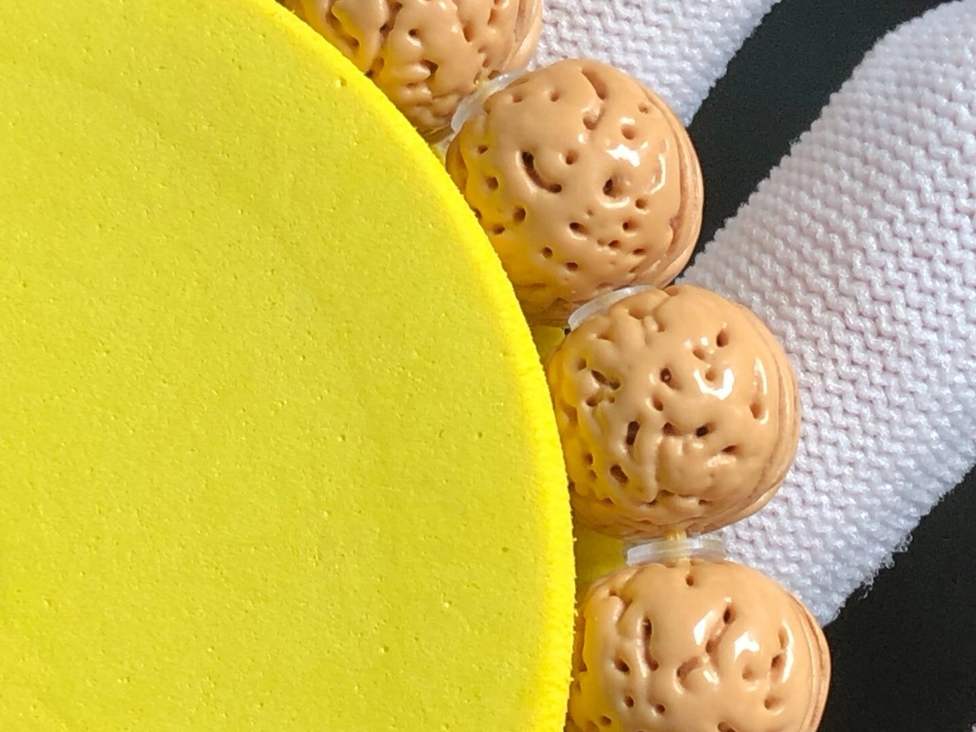 野生桃核,小尺寸奶油皮小桃核,白皮奶豆尺寸1.