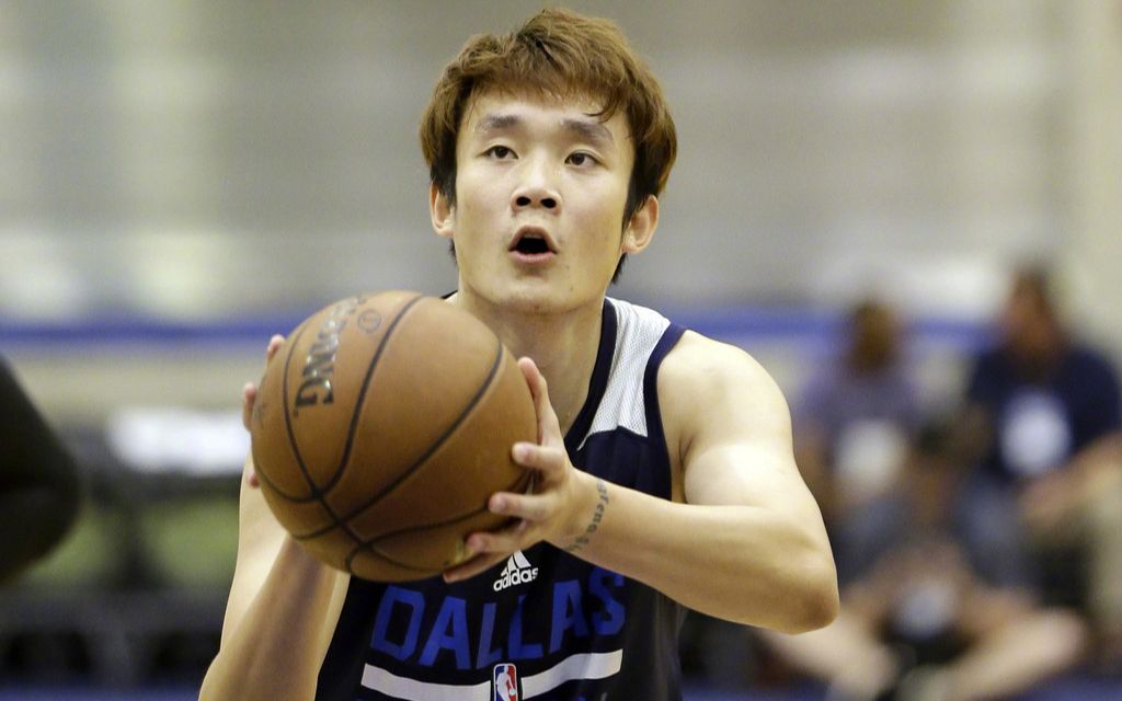 丁彦雨航美国特训狂练!将随独行侠再战夏季联赛