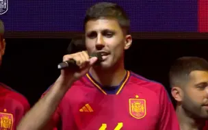 Video herunterladen: RODRI’S ON FIRE!!!!!