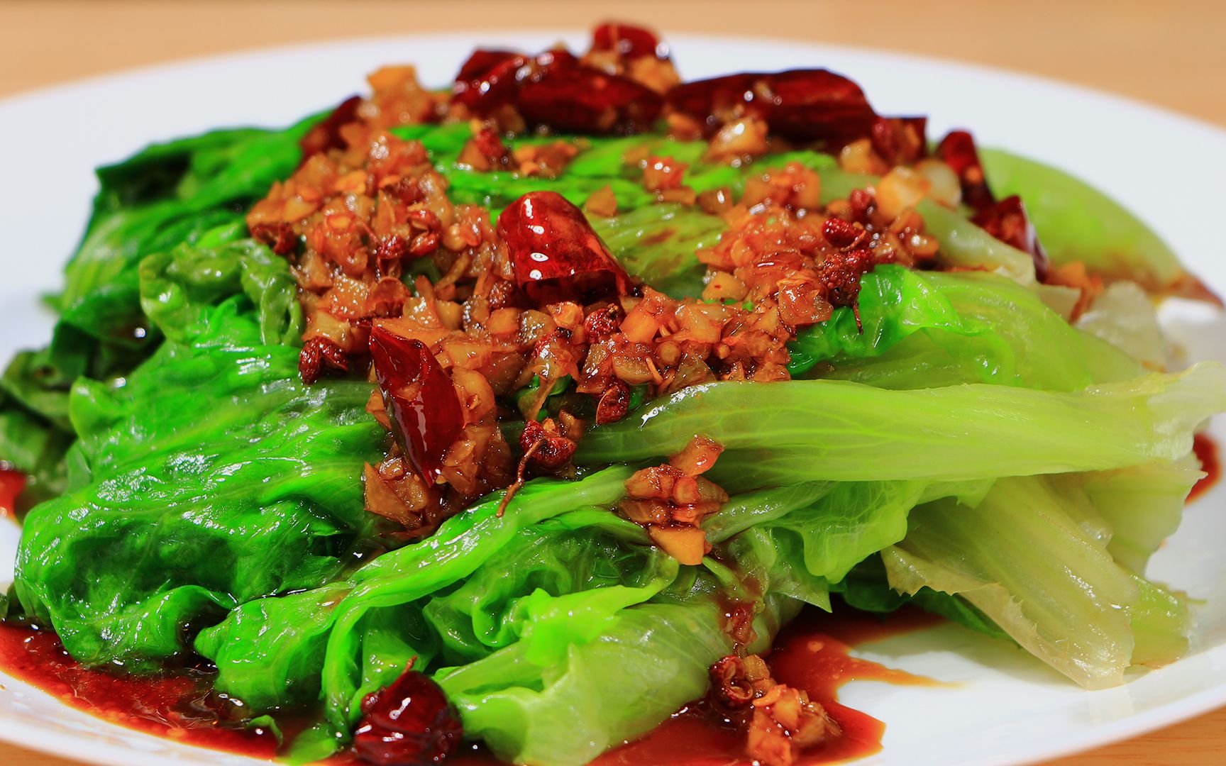 炝拌生菜想要好看好吃方法很重要,教你做出的生菜翠绿,爽口,美味