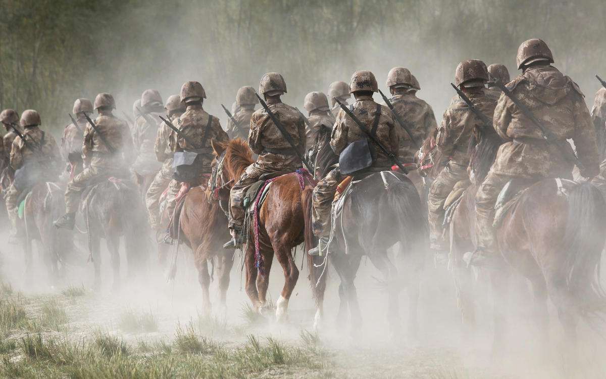 骑兵连进攻的图片图片