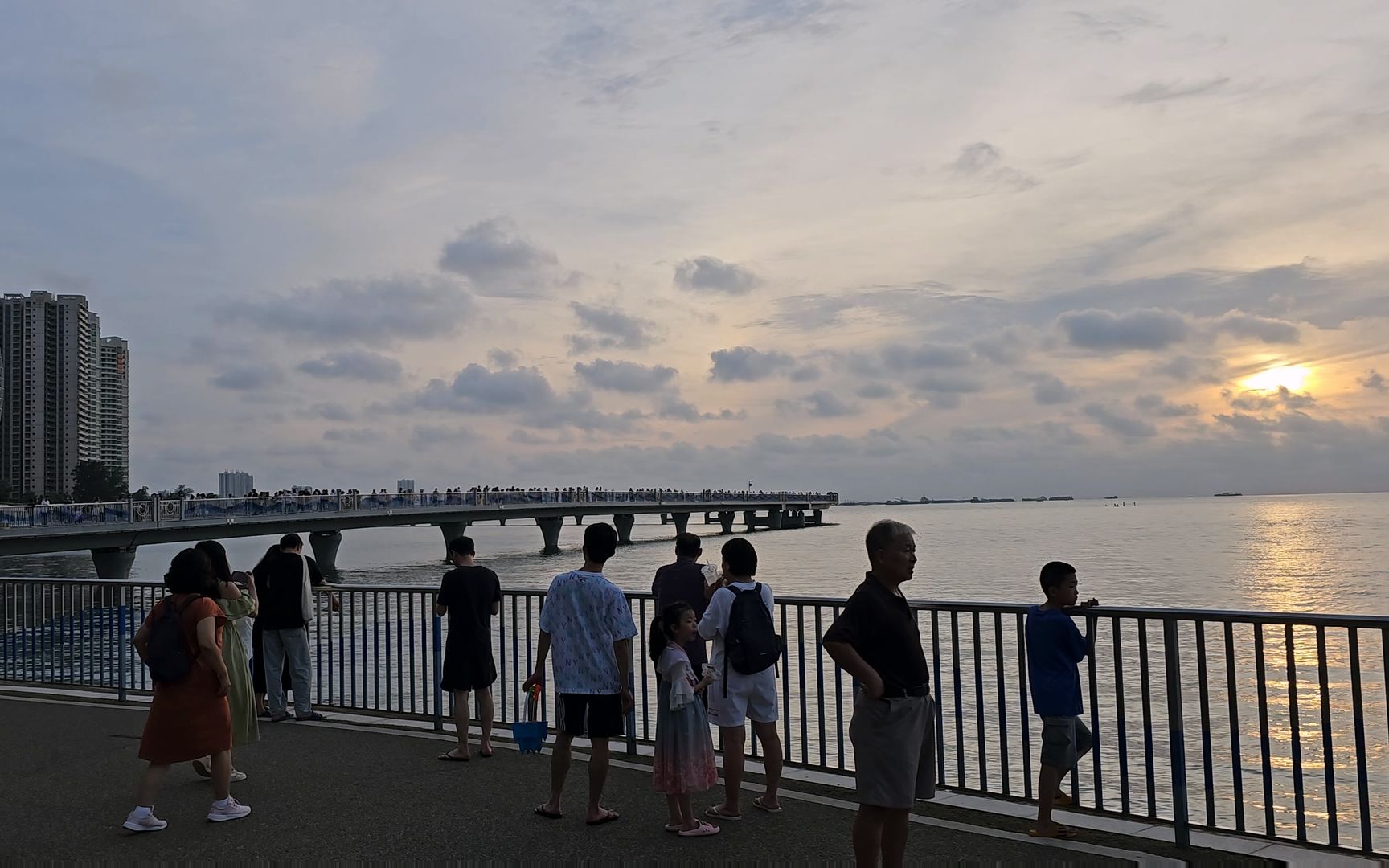 [图]北海金滩的海上观光栈道｜广西城市实拍｜旅游风光