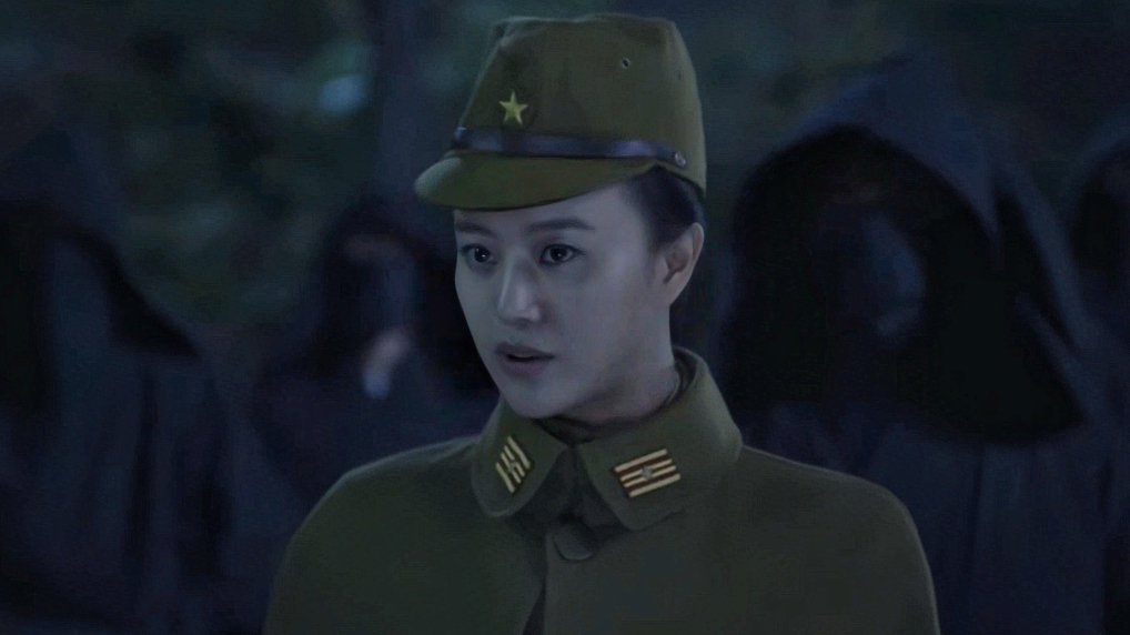 女少佐中枪