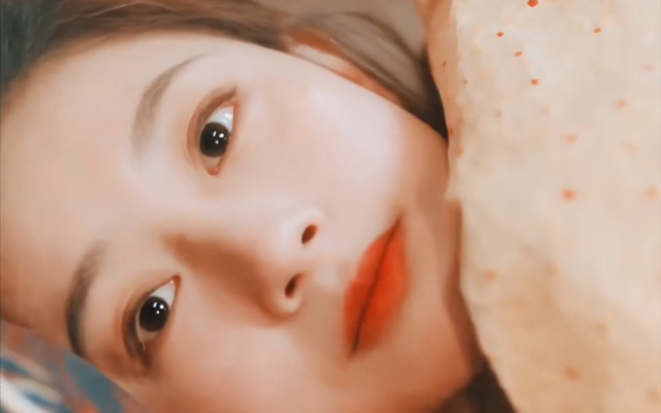 "你一定要等我"朱丽岚 真的好漂亮啊