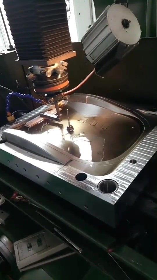 ug编程模具放电加工