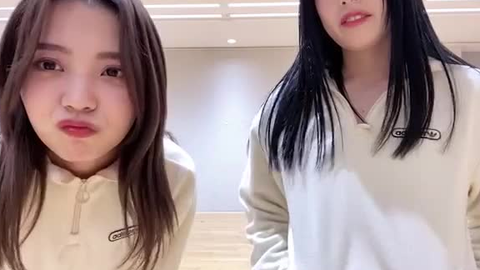 25 齋藤冬優花小林由依showroom 哔哩哔哩 Bilibili