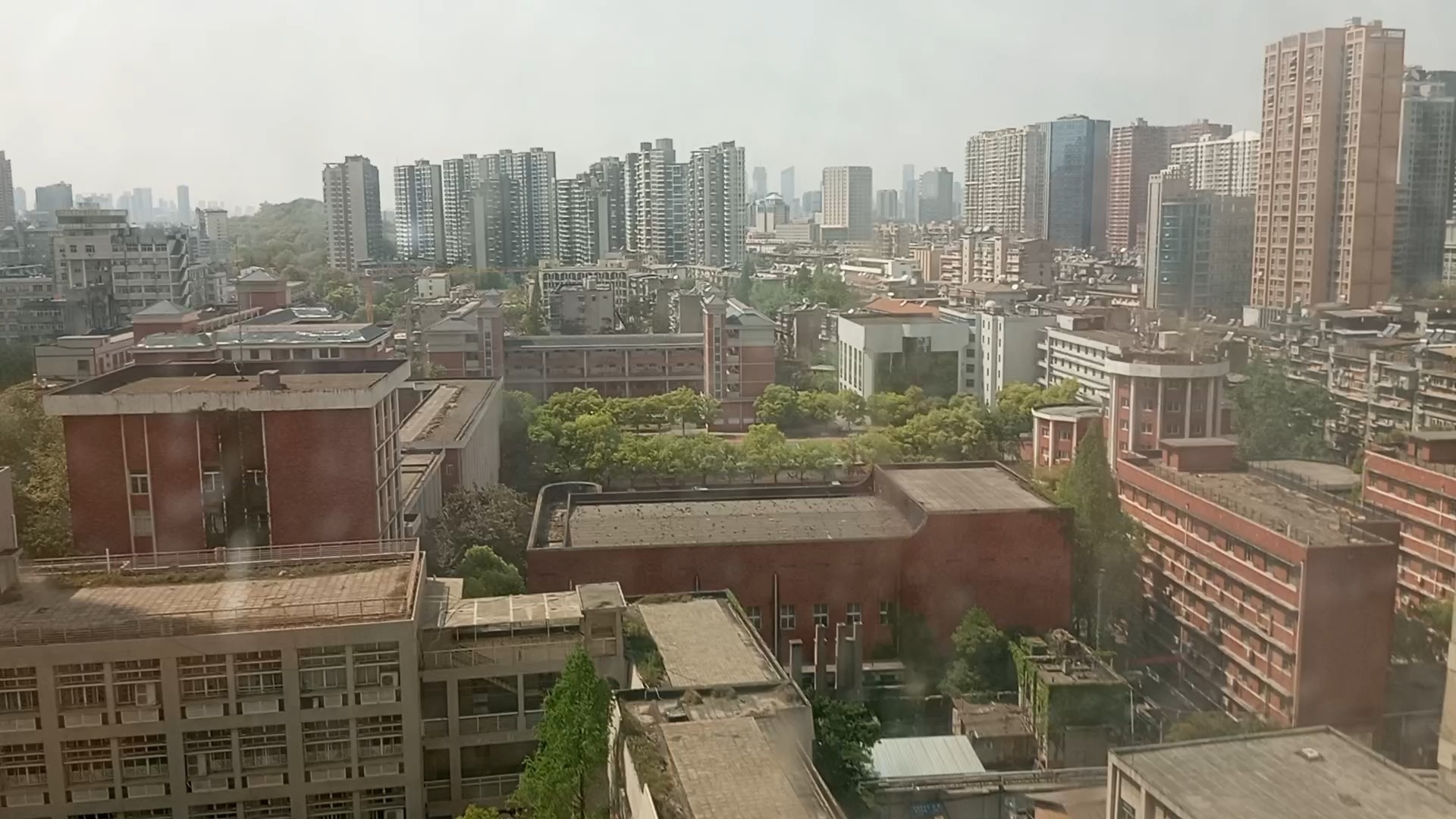 俯瞰武汉小学