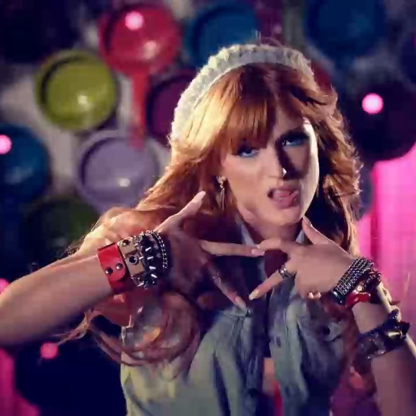 Bella Thorne And Zendaya Contagious Love Lyrics