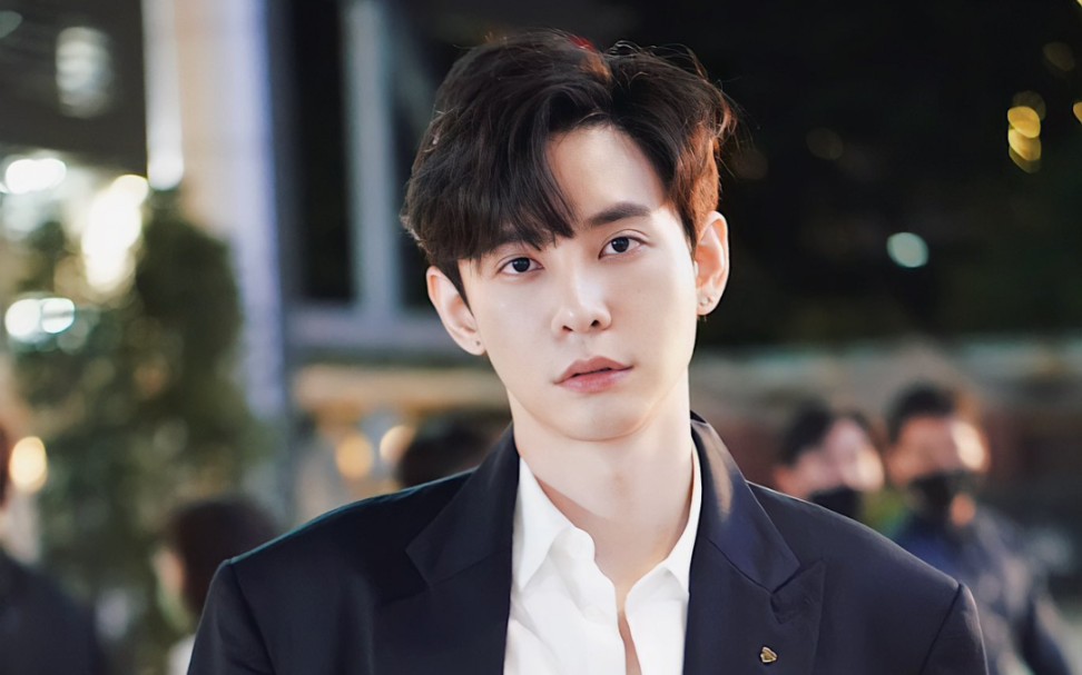 【supanut】考古小视频61弹吉他