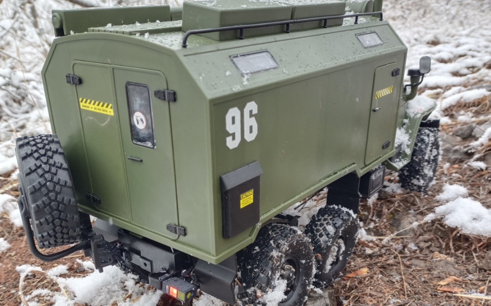 rc乌拉尔军卡指挥车 冬季雪地越野