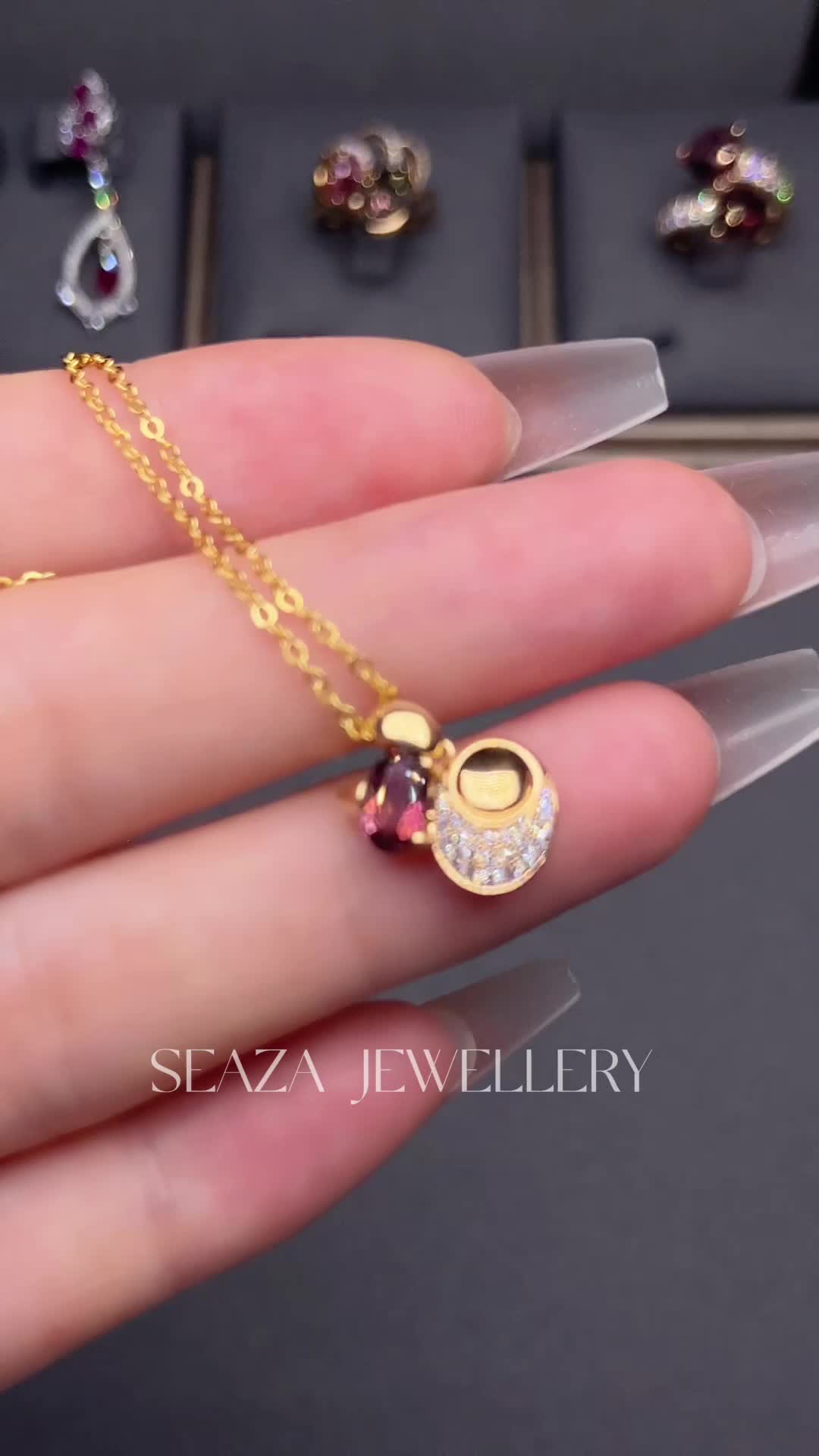 一眼沦陷7846分红碧玺福禄葫芦吊坠