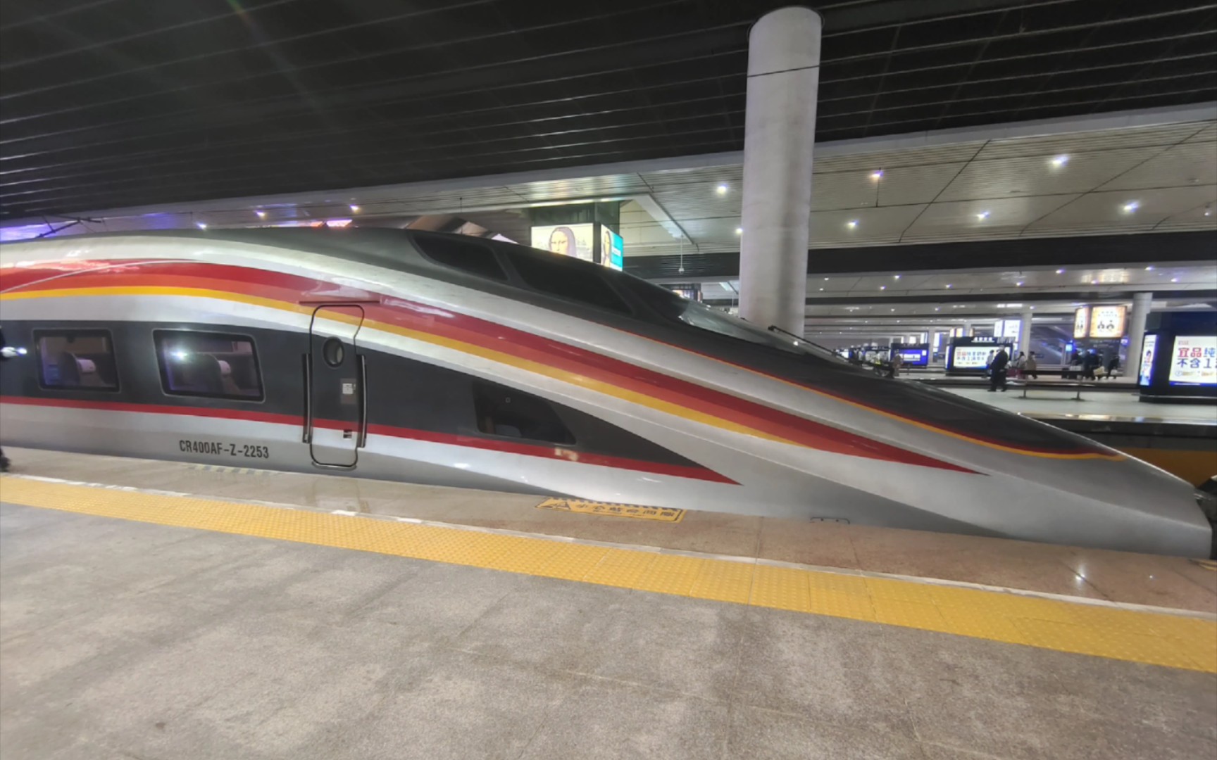 今天生日,生日愿望是祝大家身体健康,万事如意,心想