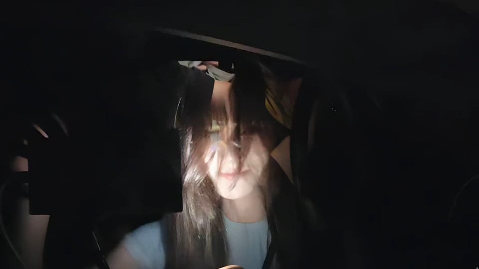 东东暴力牵手籣七看恐怖片