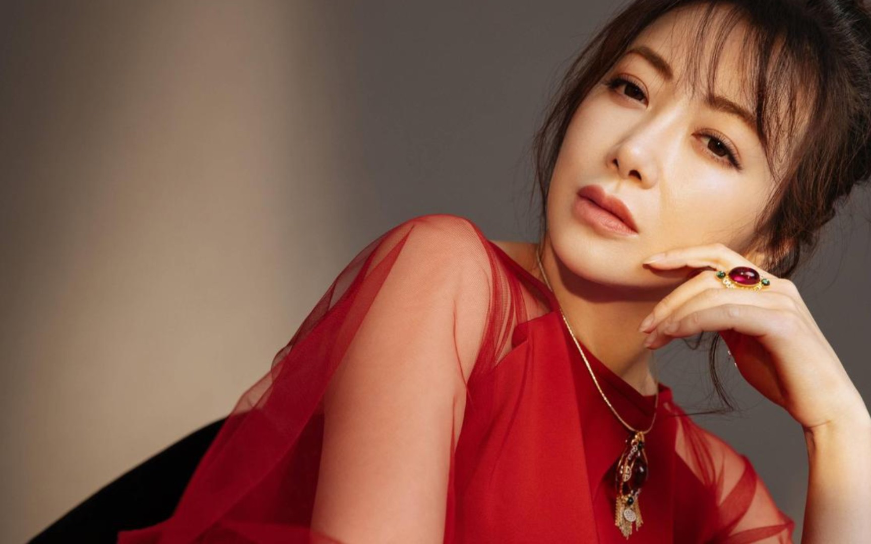 陈紫函,魅力迷人