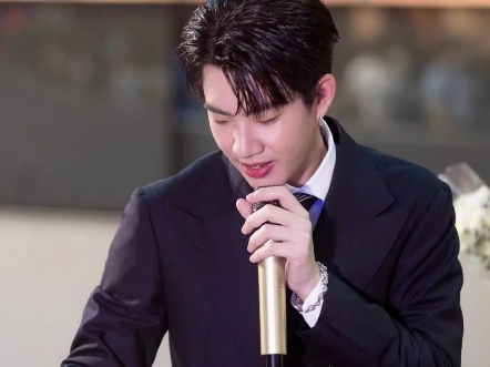 73offgun7320240514每天为你骄傲100次,再次感叹关钟鹏穿西装怎么