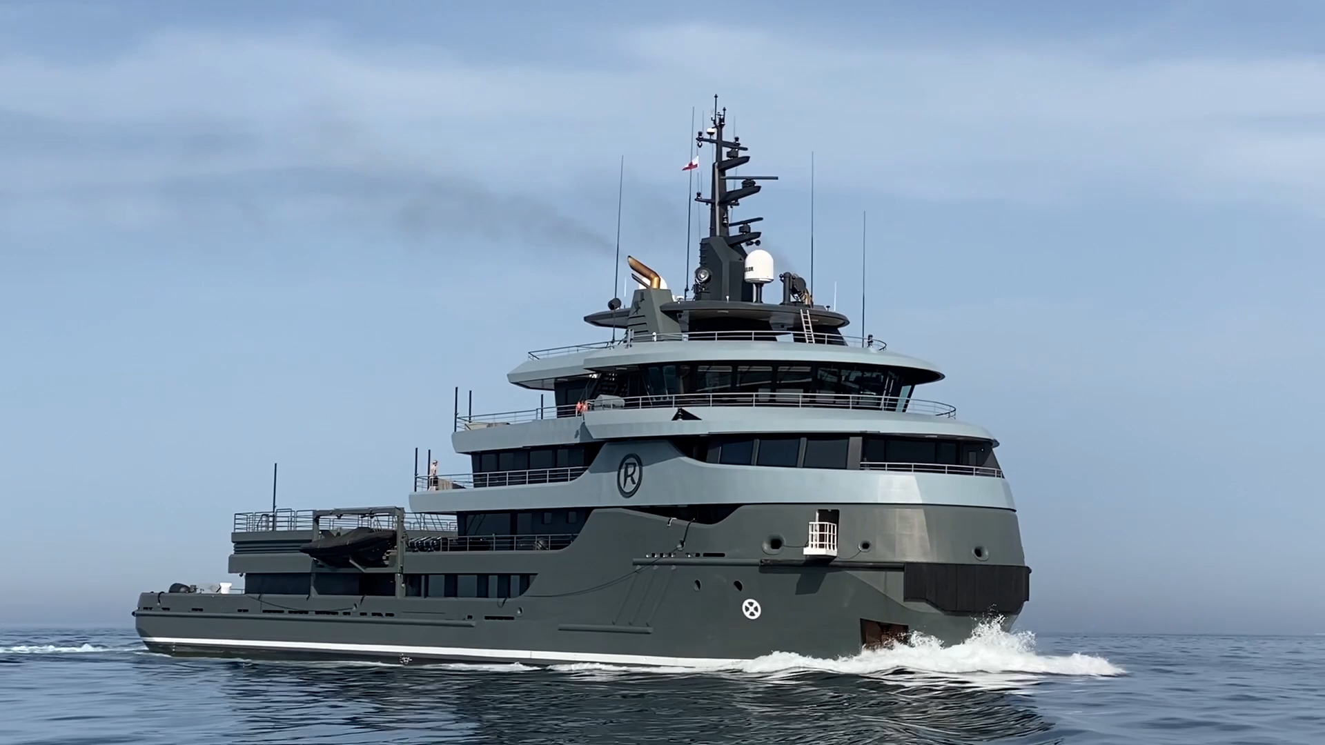 7000万欧元的 icon ragnar 探险游艇海域实拍