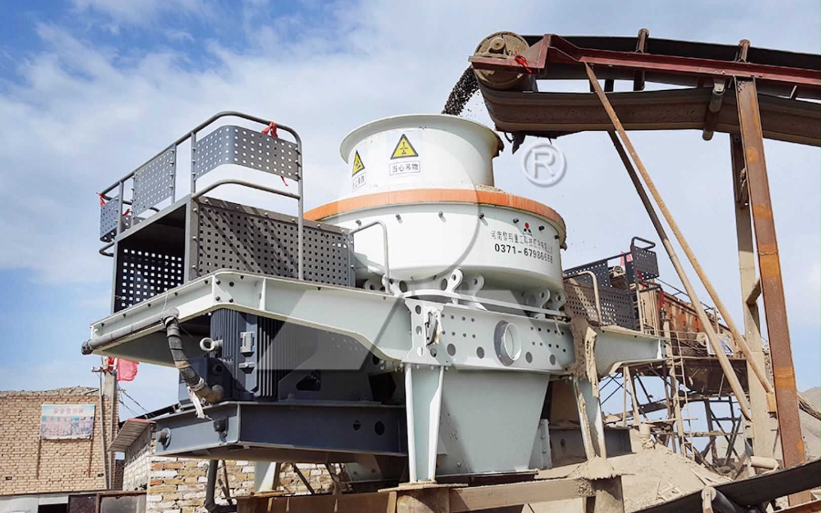 5x制砂机与vsi6x系列立轴冲击式破碎机之间得对比