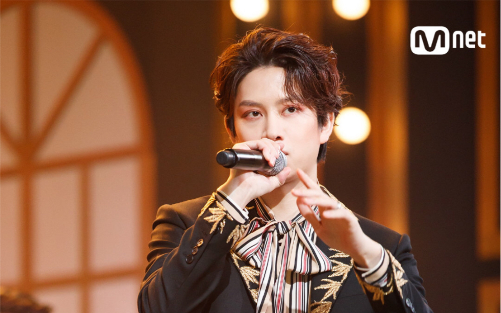 金希澈blacksuit绝美单人直拍