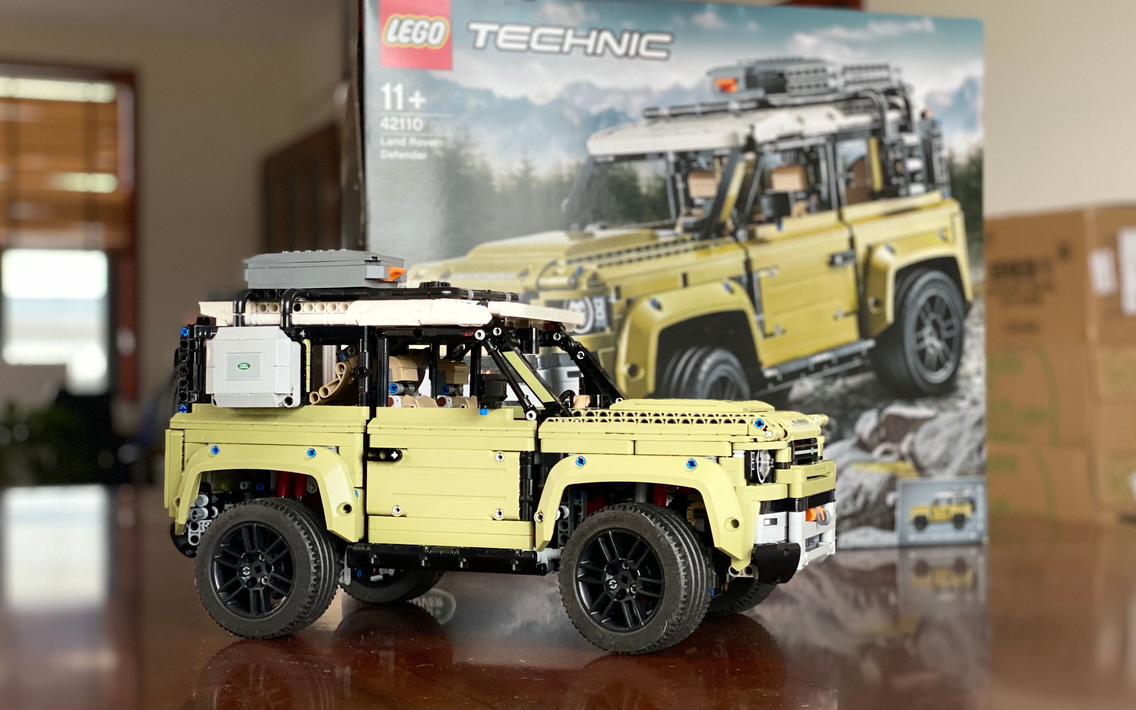 与朋友合作之乐高机械组42110路虎卫士