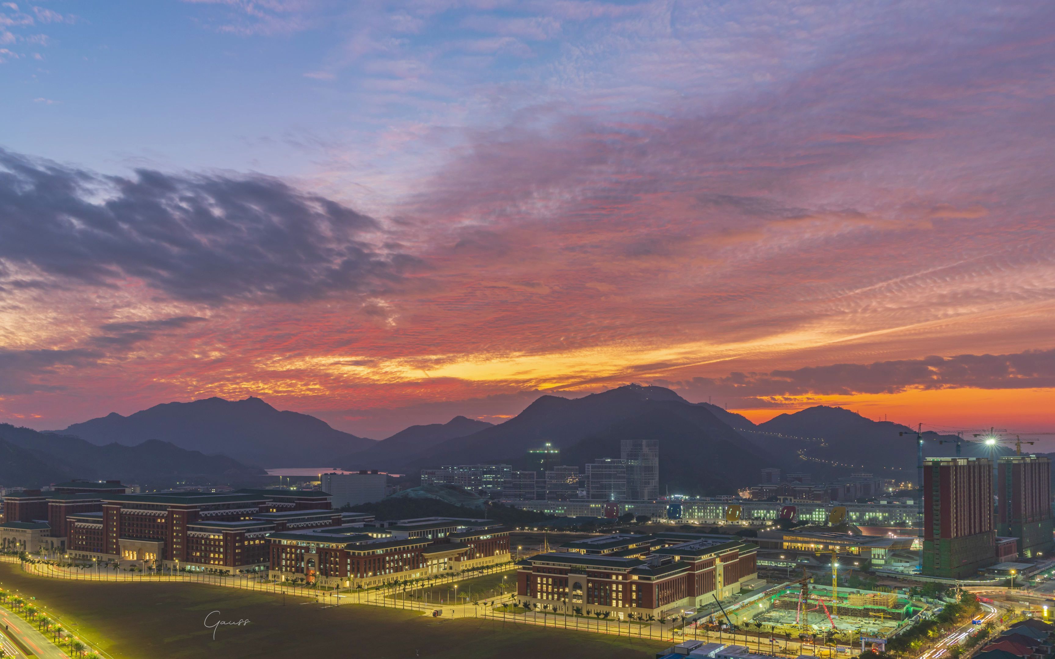 中山大学珠海校区2022年首场火烧云晚霞_哔哩哔哩_bilibili