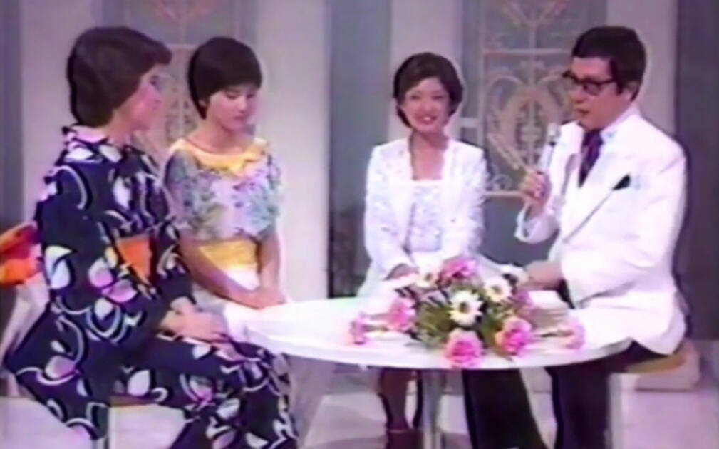 森昌子・山口百惠・桜田淳子&歌のグランドショー1977_哔哩哔哩_bilibili