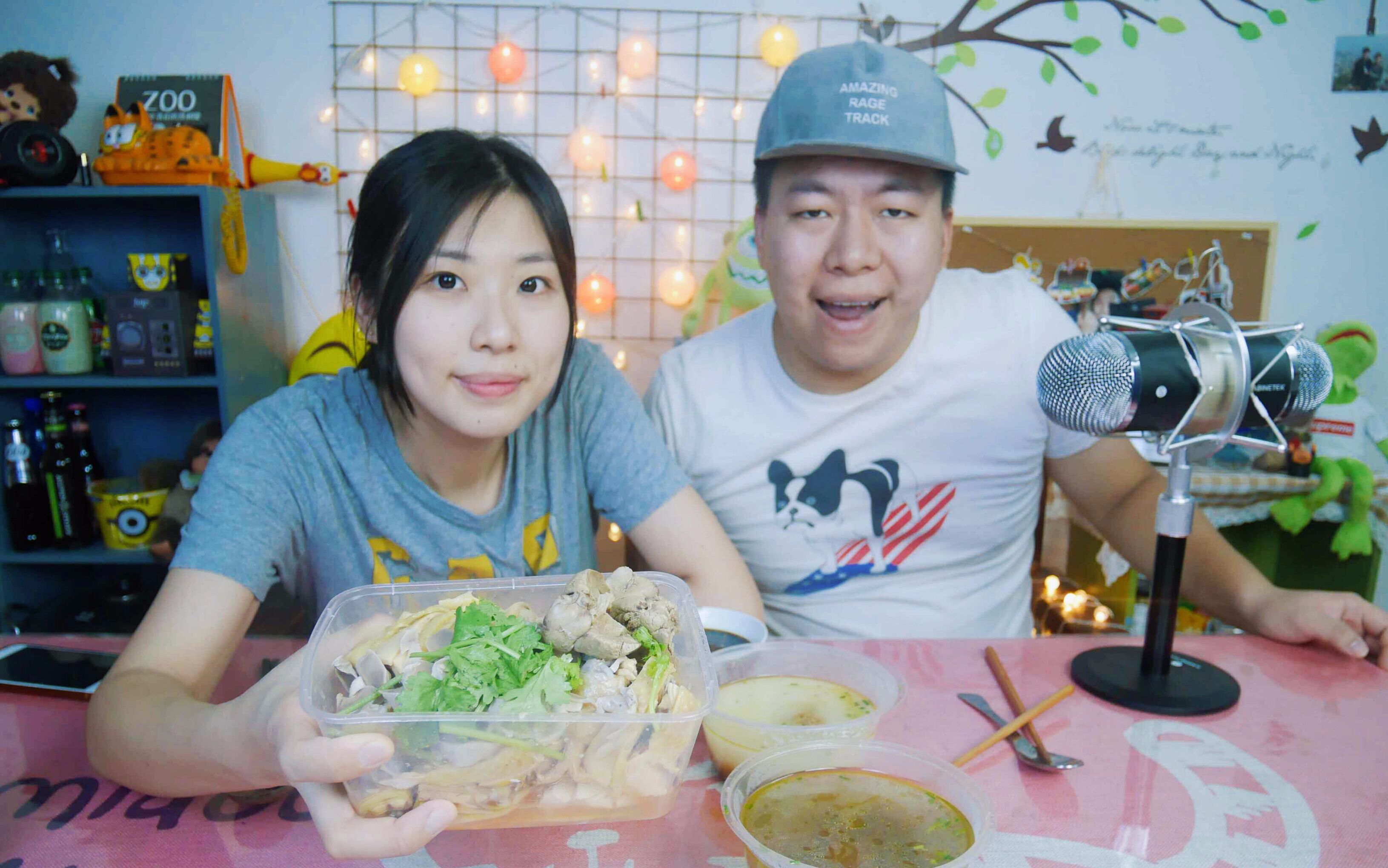 【大胖和软软】振鼎鸡三黄鸡 鸡血糖 鸡汁拌面 鸡粥!