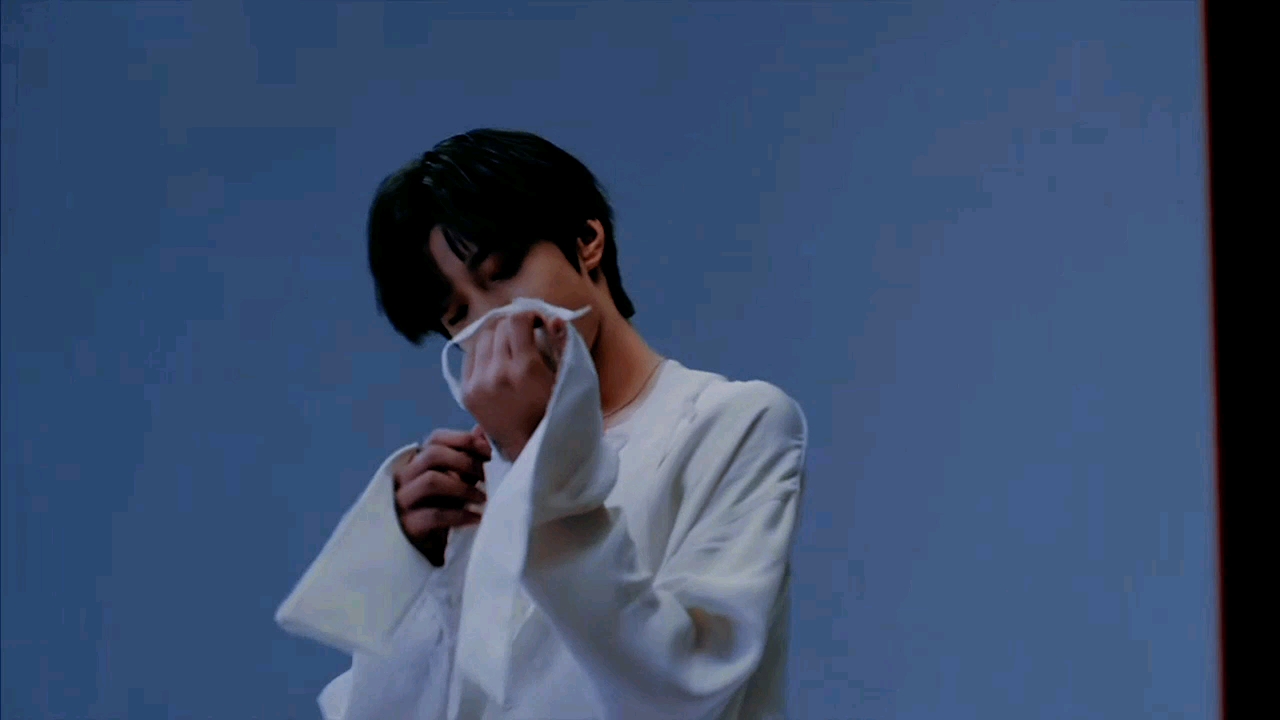 刘耀文(帅气)做梦梦见你了