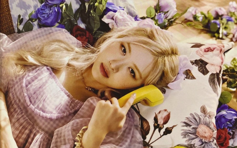 【rosé/朴彩英】致命诱惑蝴蝶结,美貌袭人