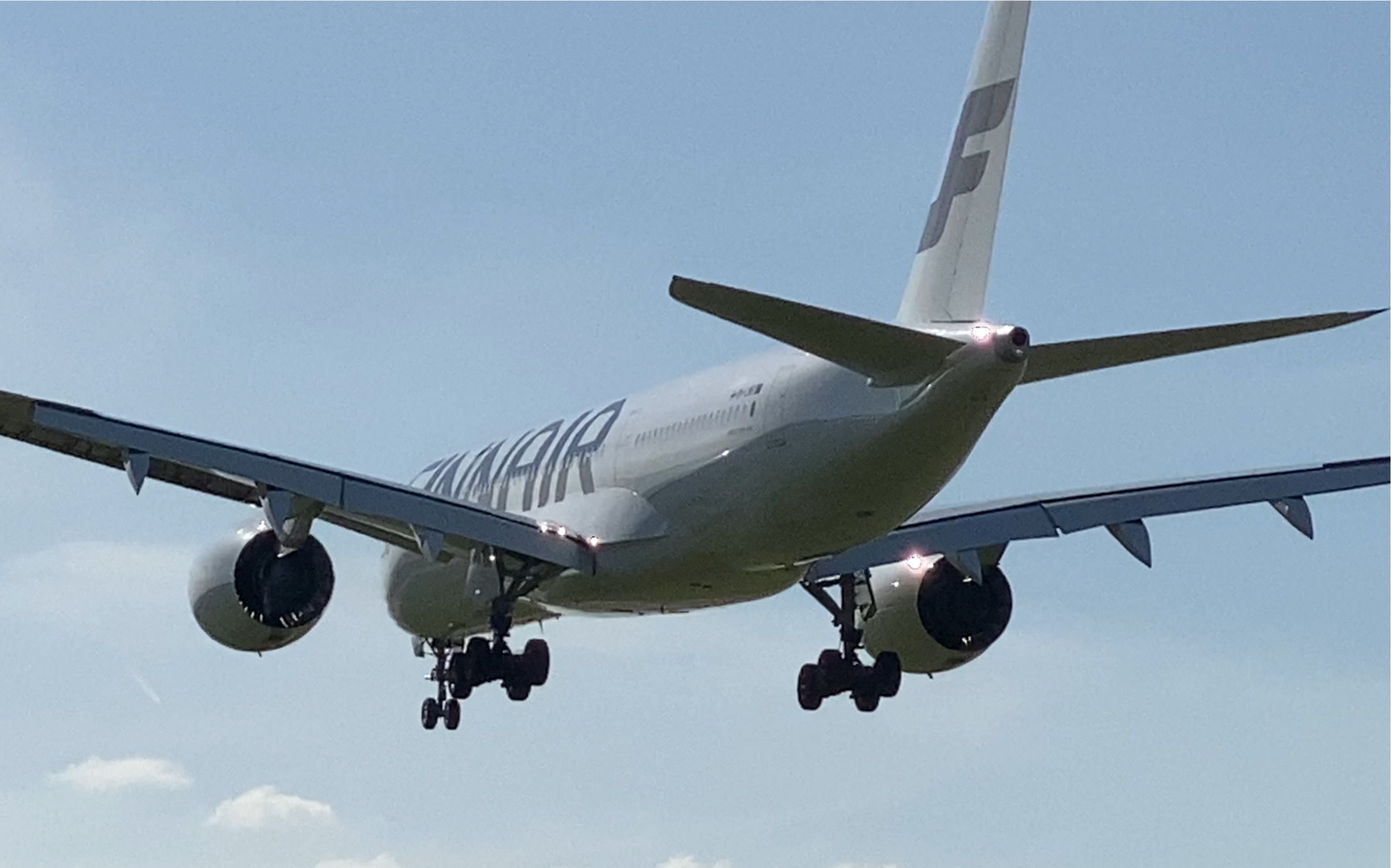 芬兰航空空客a350-900墨镜侠