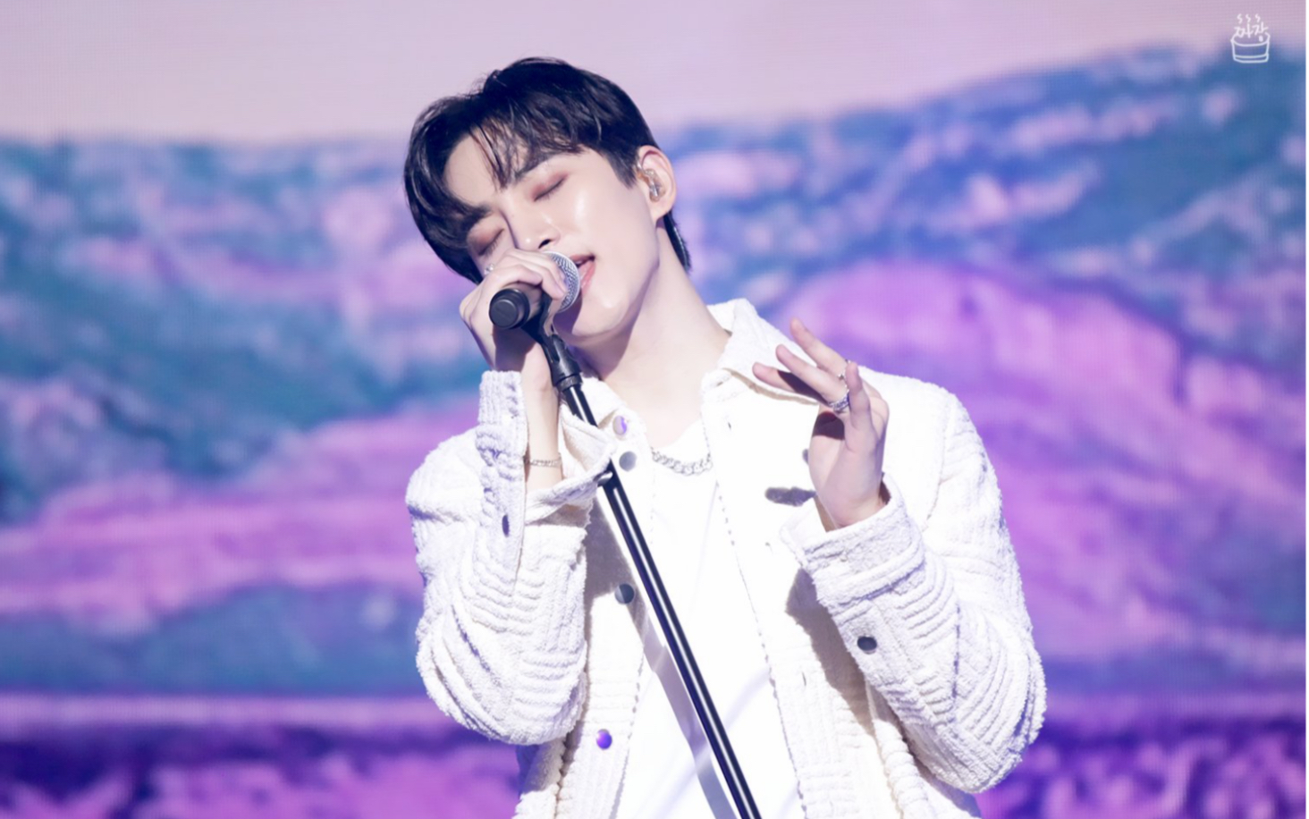 【李俊昊】220123 生日fm「junho the moment」「官摄」