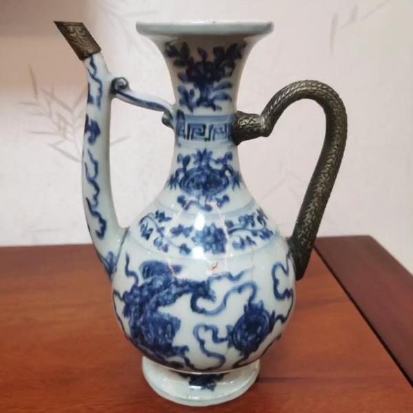 明中期正德青花狮纹执壶_哔哩哔哩_bilibili